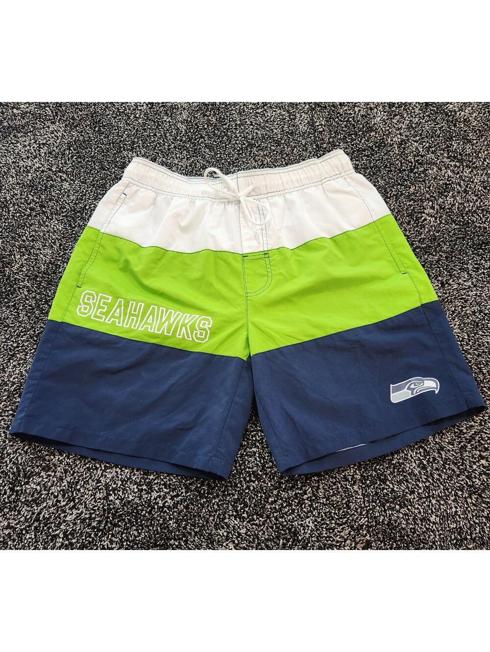 NFL Team Apparel Seattle Seahawks Board Colorblock Swim Shorts lined Size Large